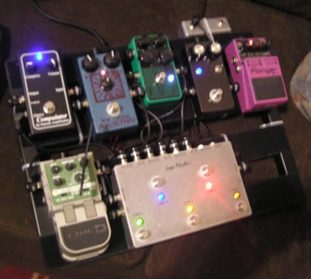 NewPedalboard005.jpg