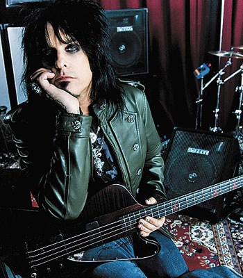 nikki%20sixx%20thunderbird.jpg