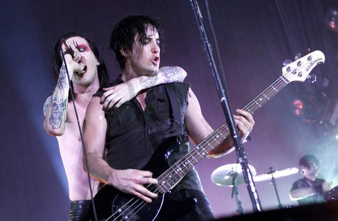Nine-Inch-Nails3.jpg
