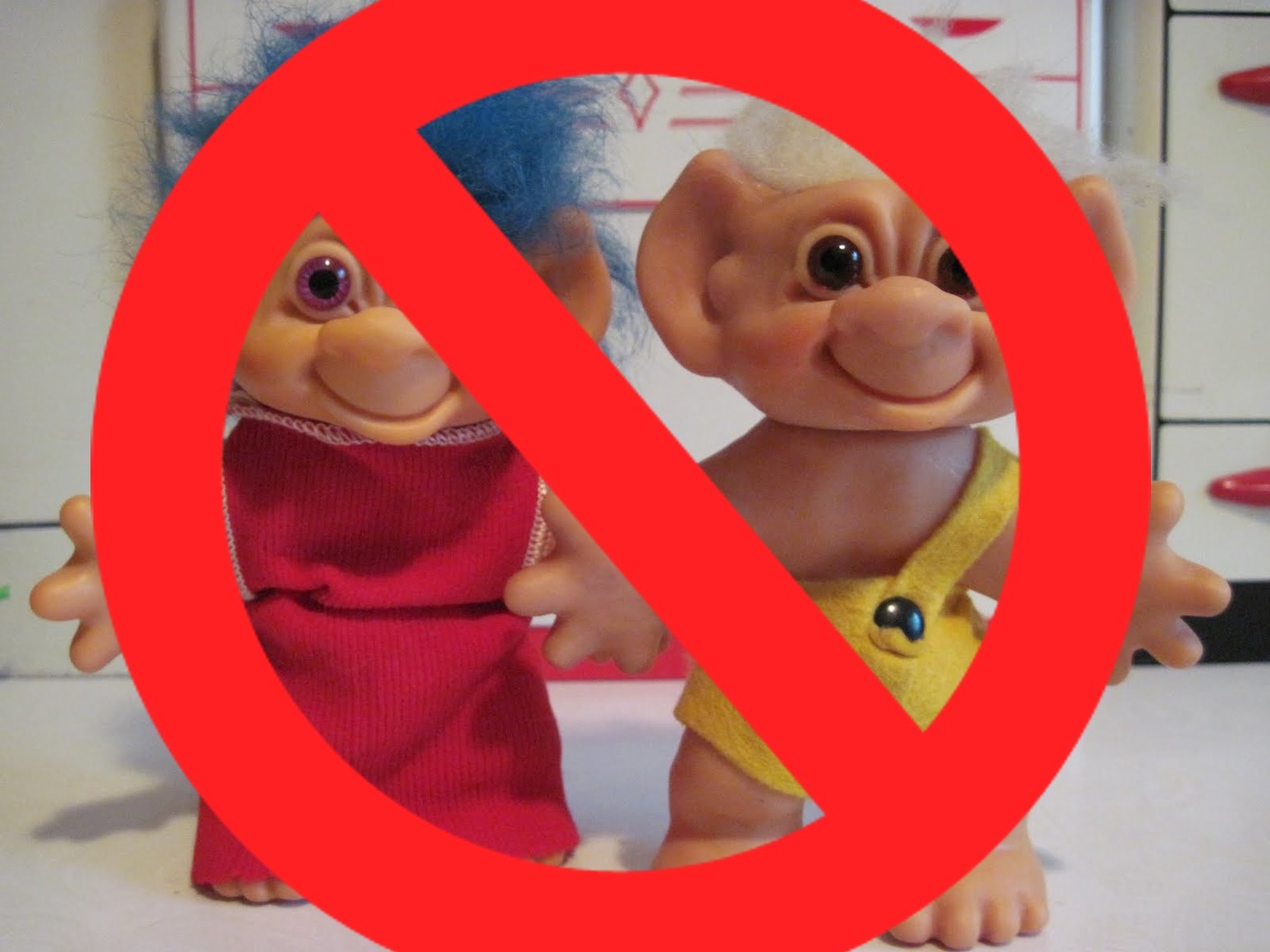 No-Trolls.jpg