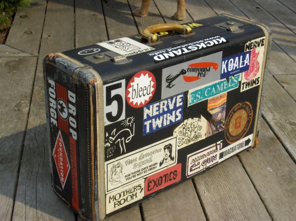 normal_suitcase.jpg