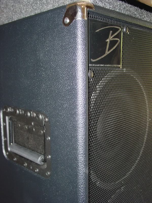 NV610004.jpg