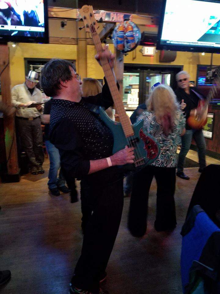 nye2017D2bass.jpg