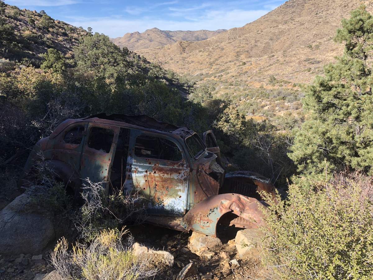 old car2.jpg