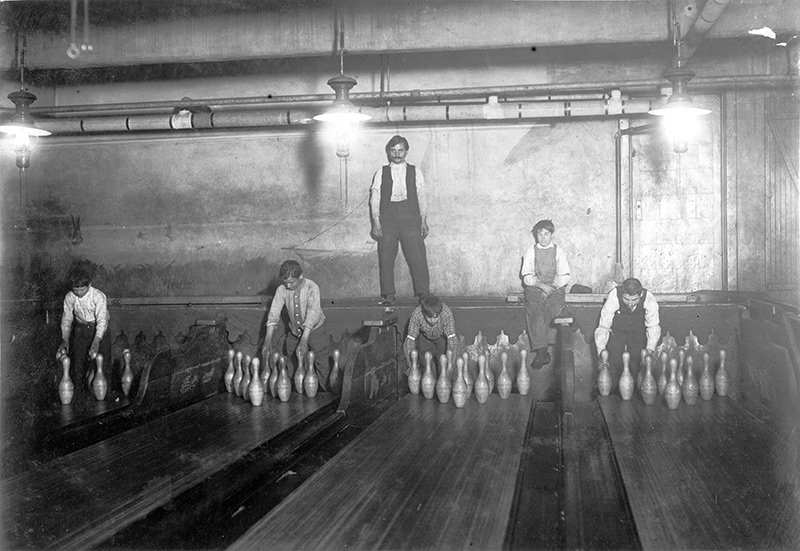 oldschool_bowling.jpg