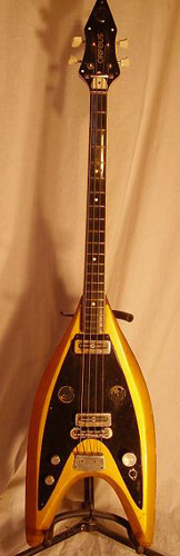 orfeus_rocket_bass.jpg