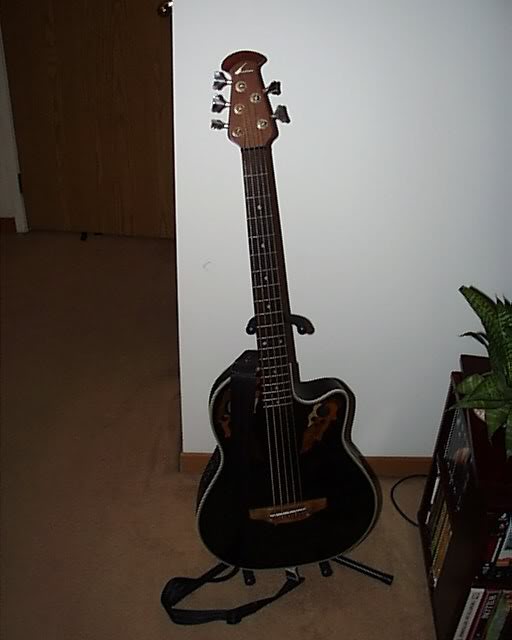 Ovation1.jpg