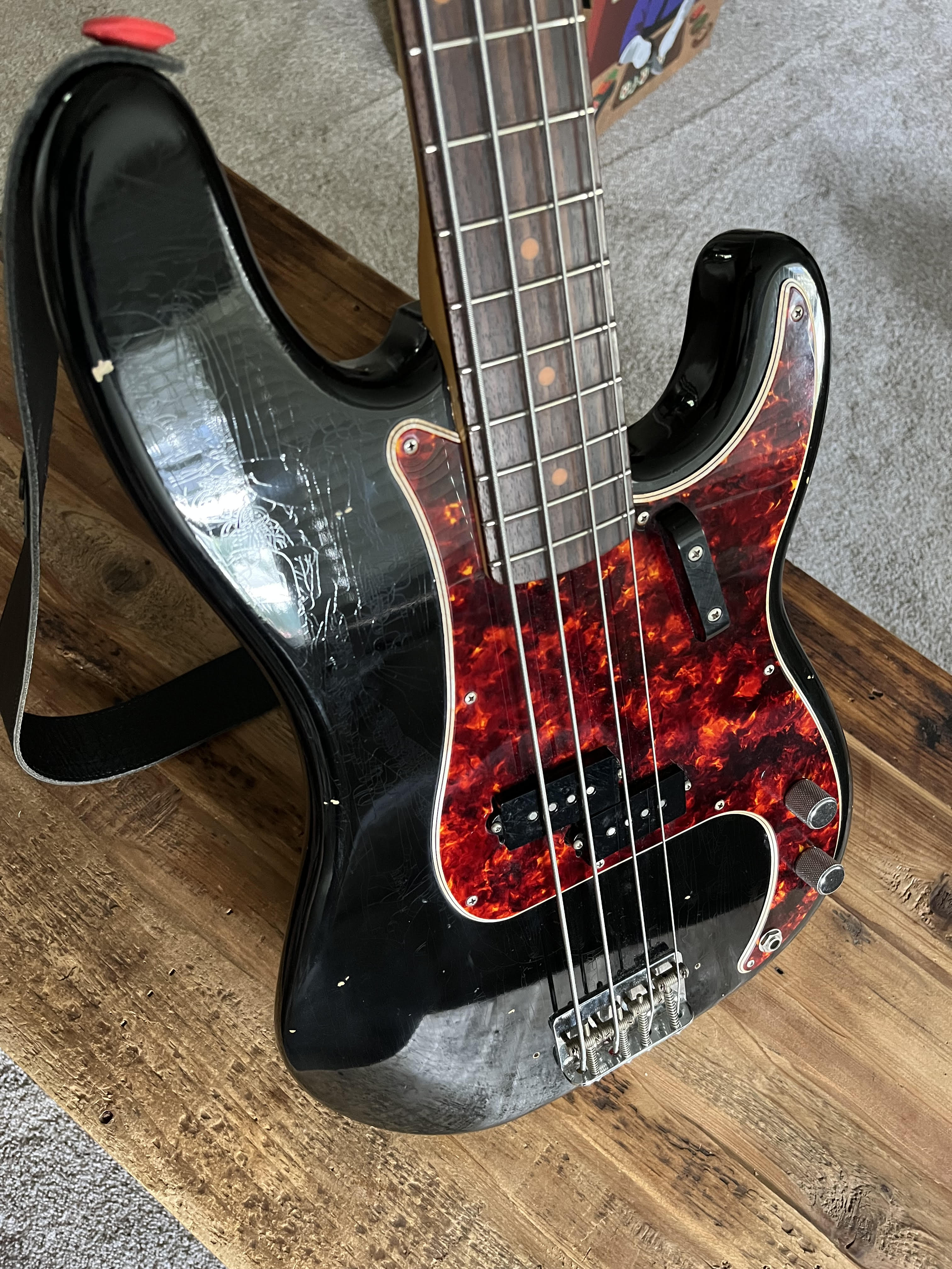 p bass.jpeg