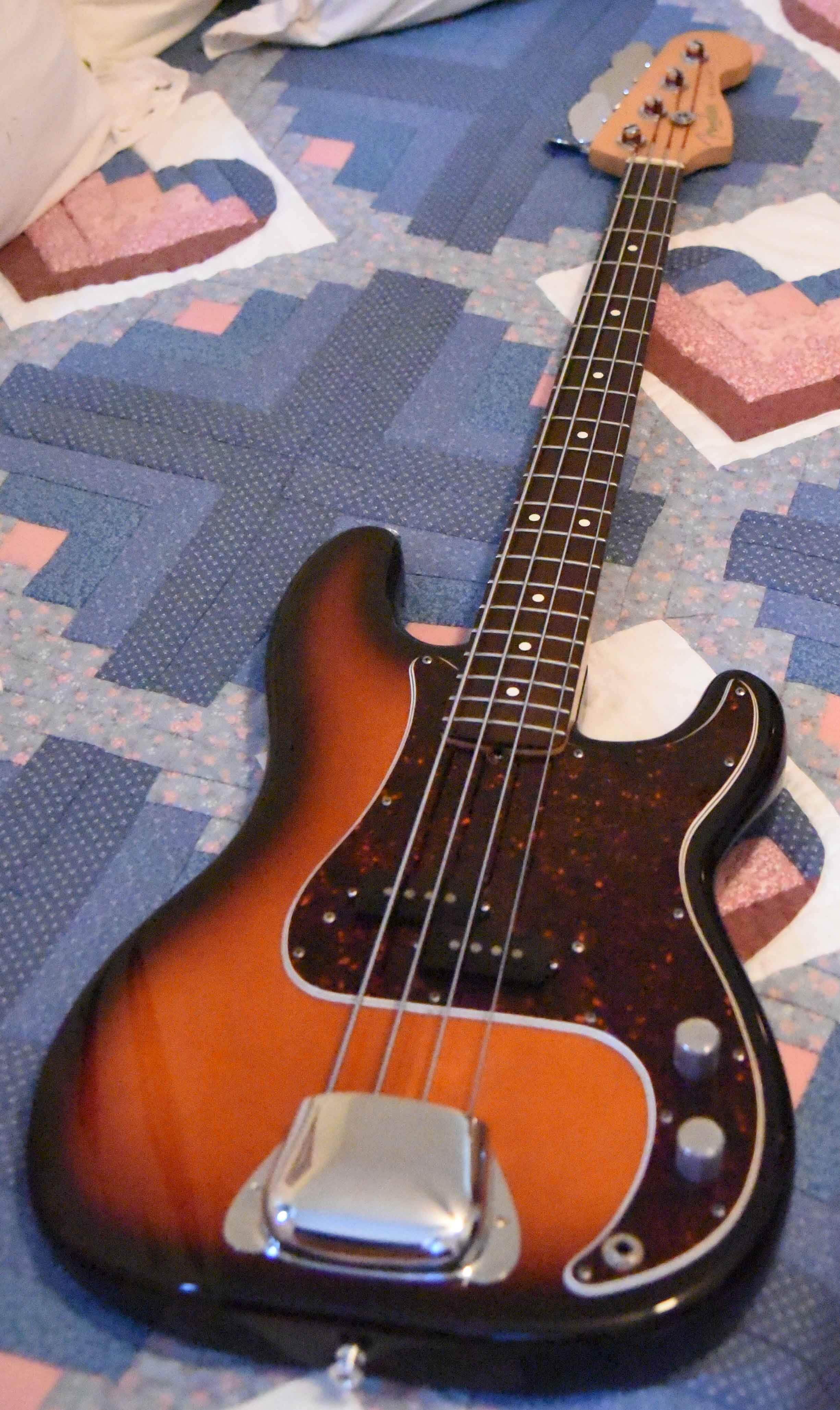 p-bass.jpg