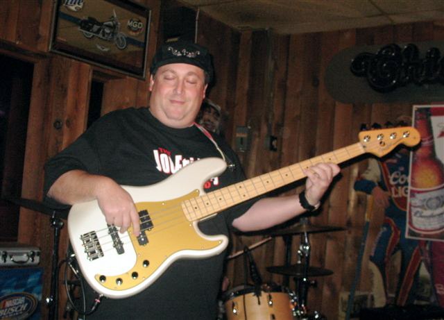 p-bass.jpg