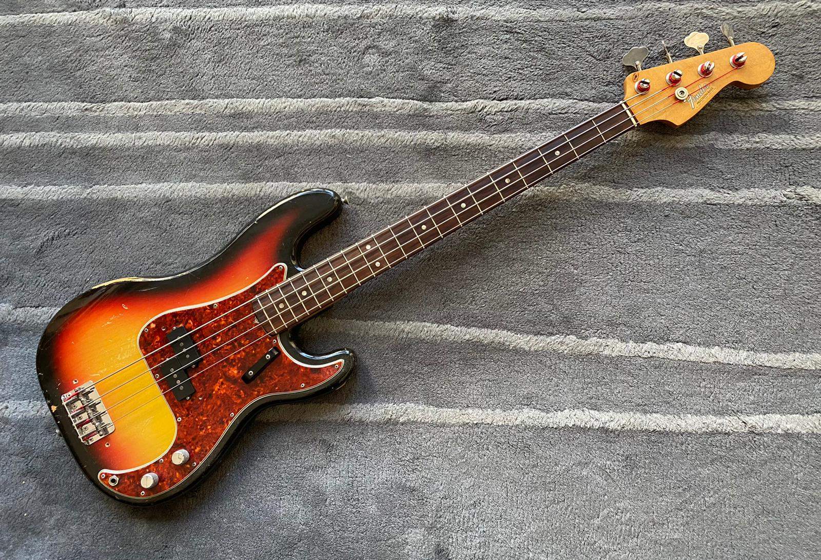 P-Bass.jpg