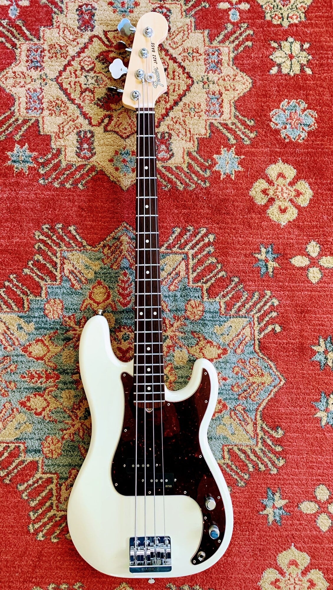 P-Bass.jpg