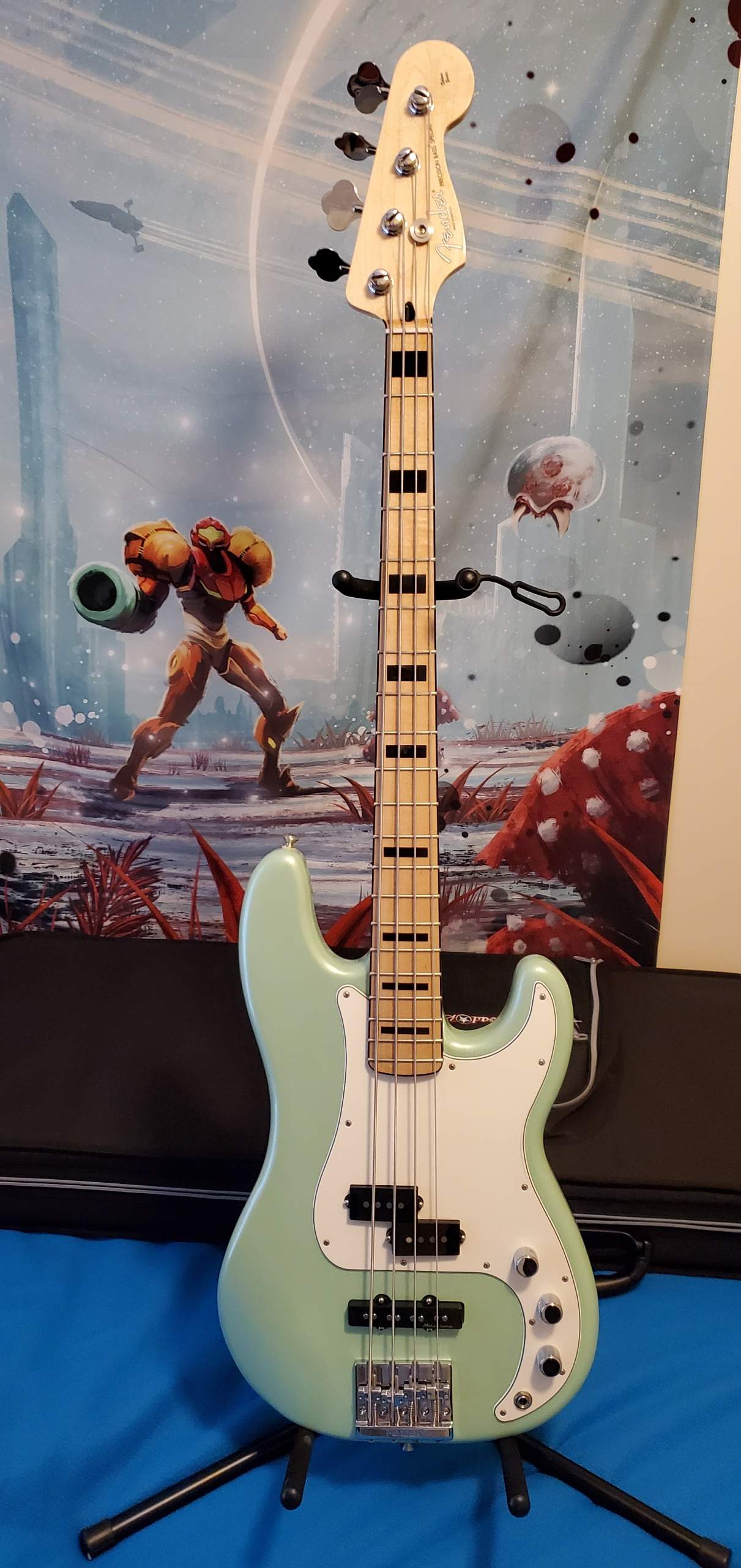 P Bass Special.jpeg