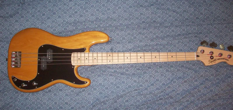 p-bass1.jpg