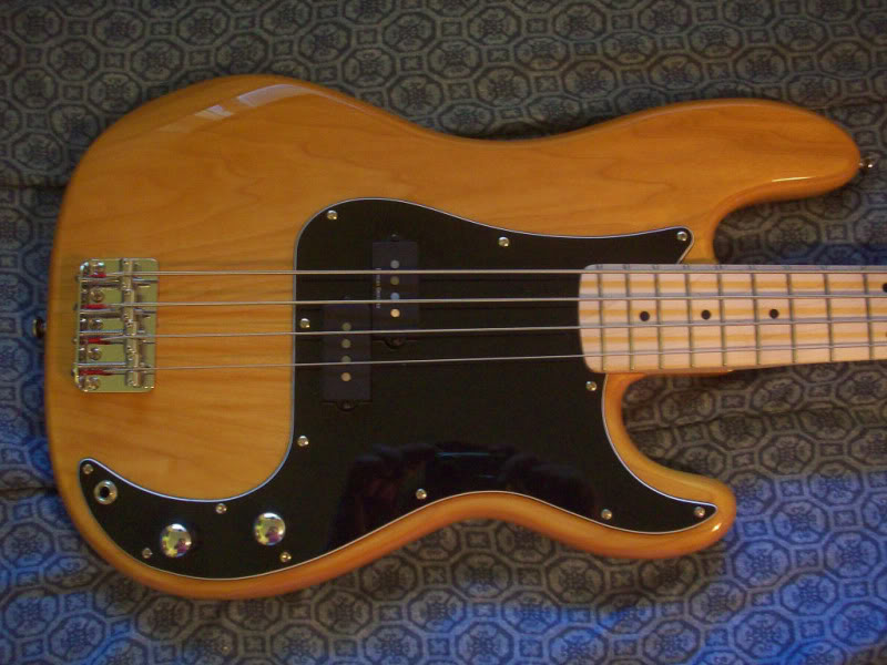 p-bass2.jpg