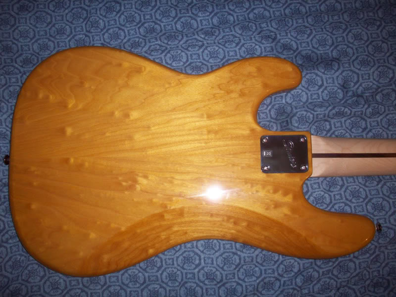 p-bass4.jpg