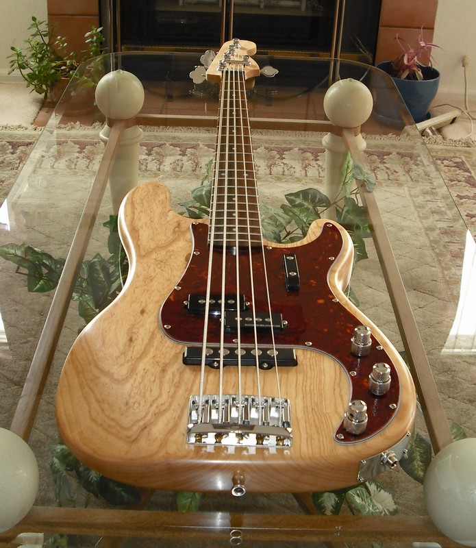 p-bass5%20001.jpg