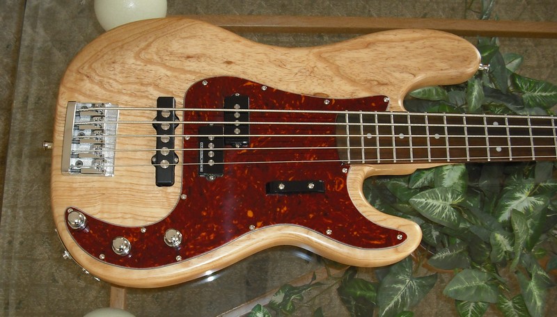 p-bass5%20002.jpg