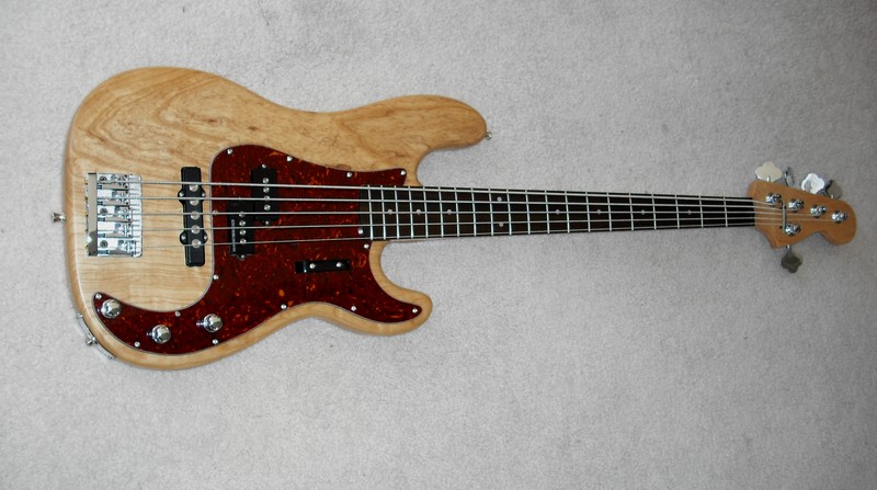 p-bass5%20008.jpg