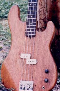 p-bass8107.jpg