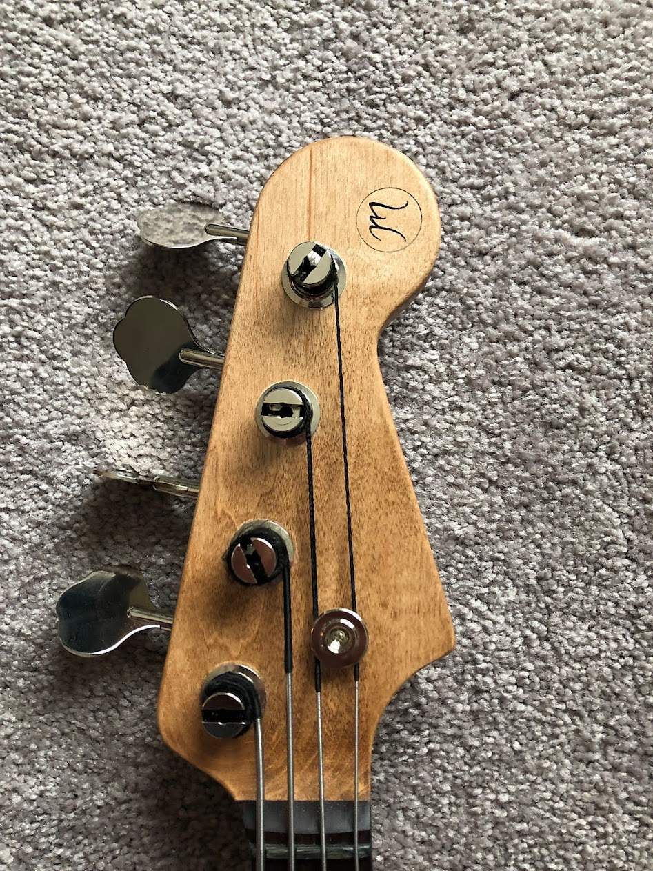 P headstock.jpg