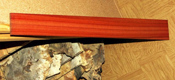 padouk-fingerboard.jpg