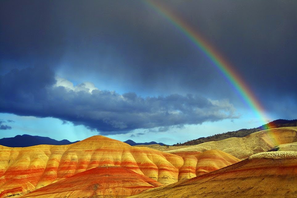 Painted Hills, Oregon.jpg