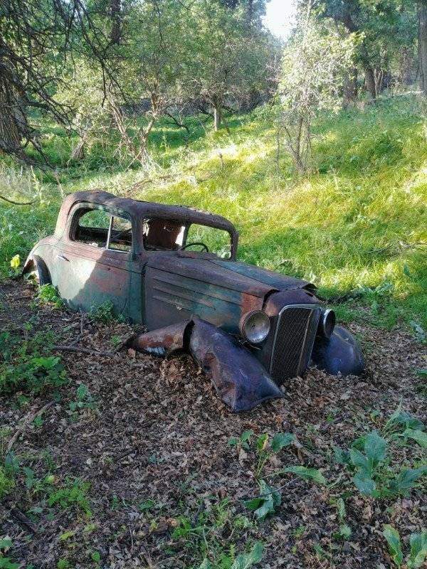 parked car.jpg
