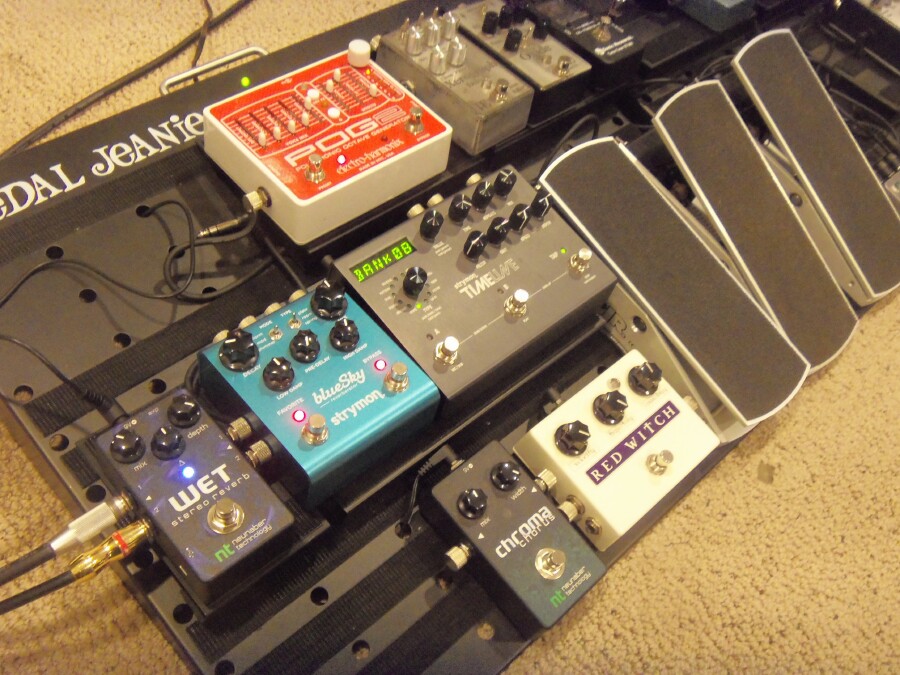 pb101311.jpg