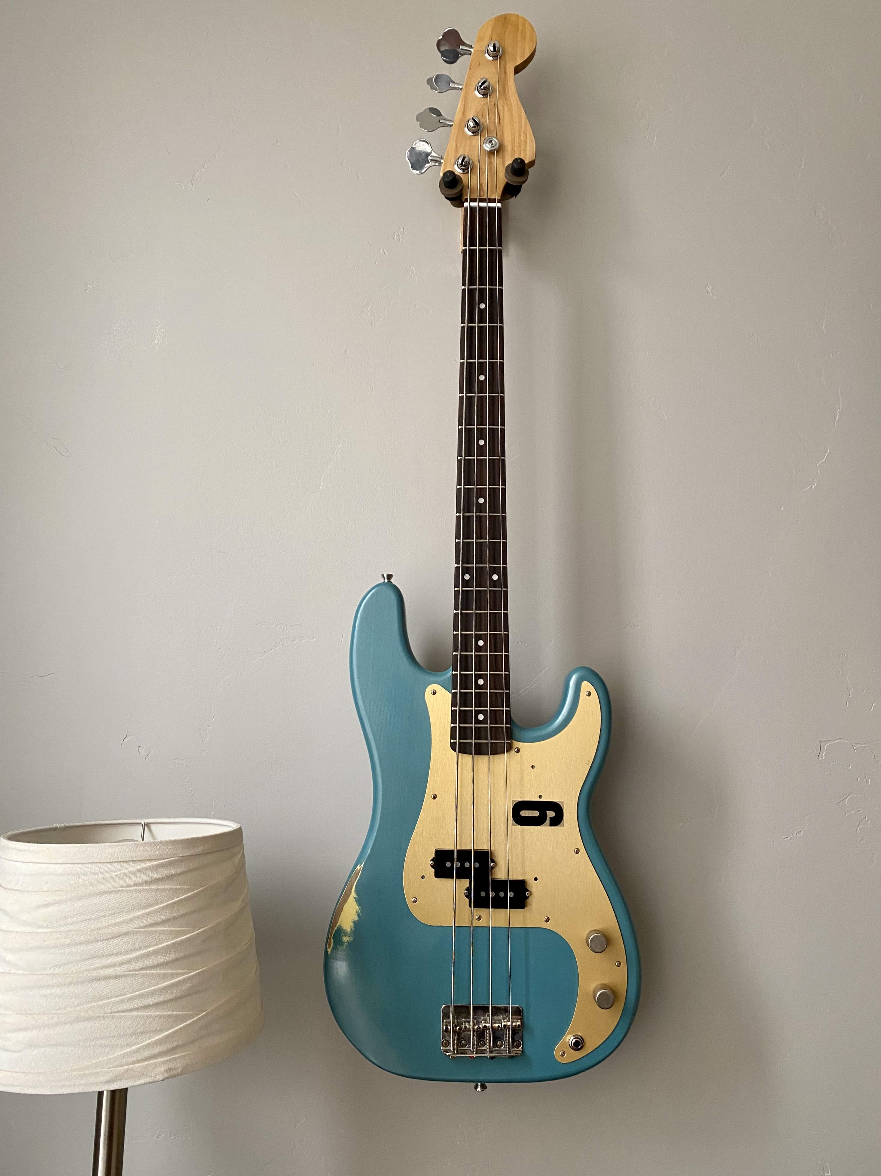 pbass.jpg