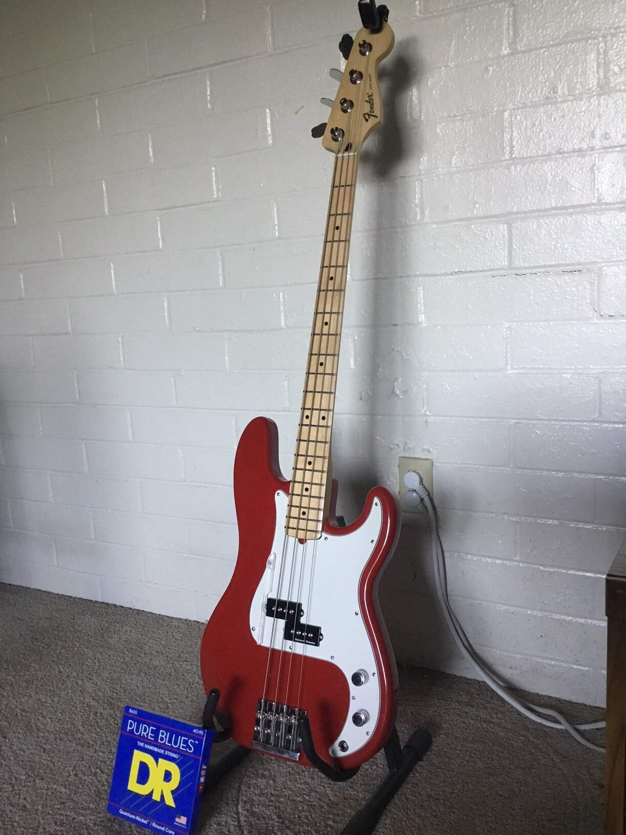 PBass.JPG