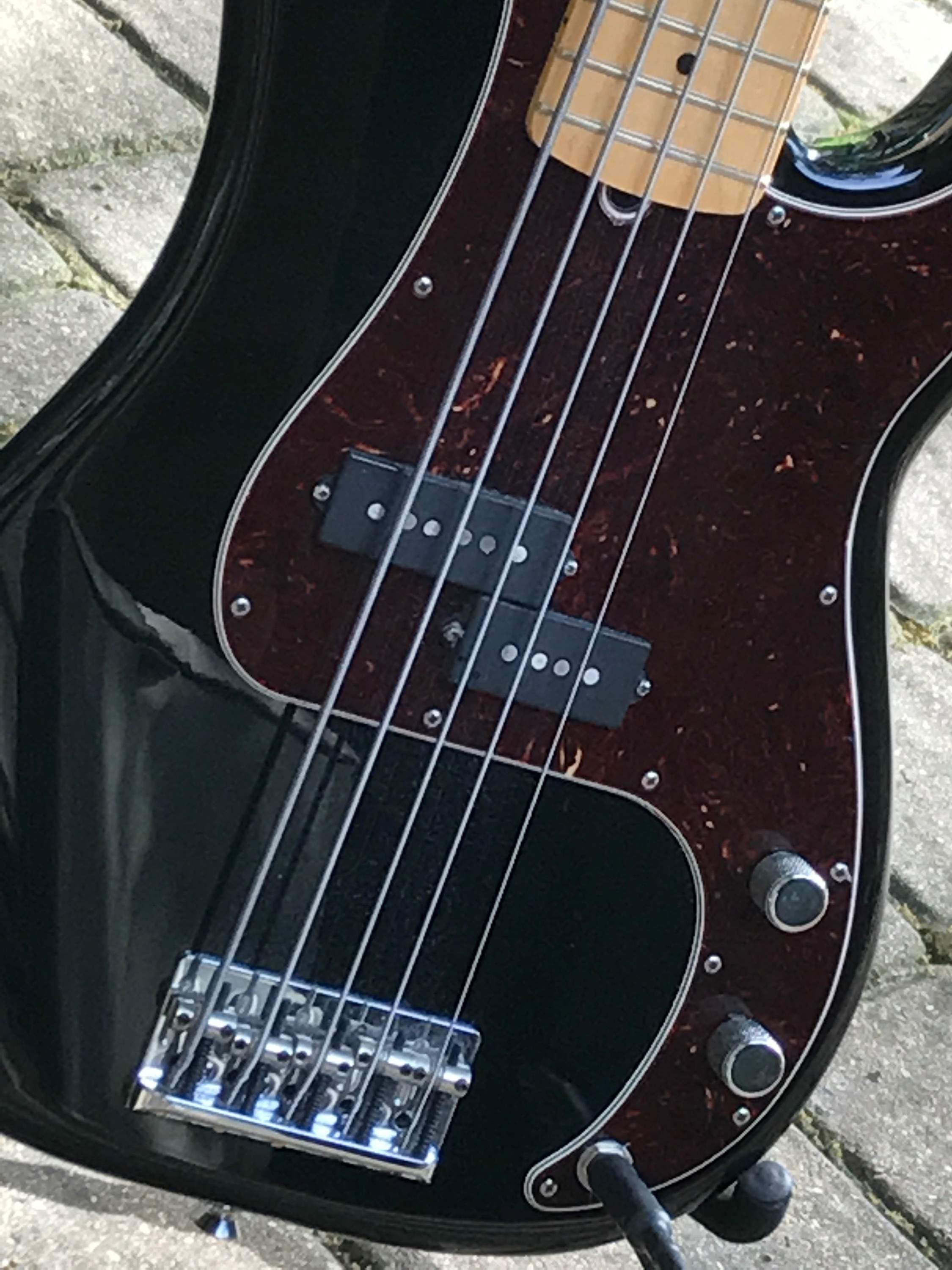 PBass-.jpg