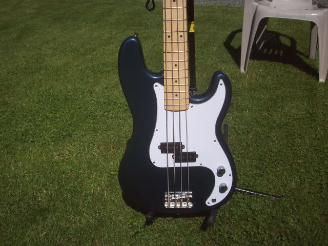 pbass004.jpg