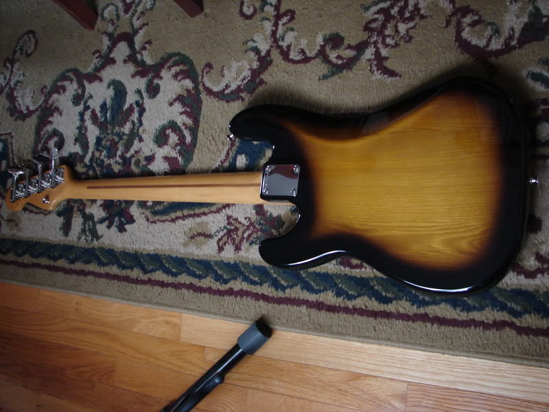 PBass012.jpg