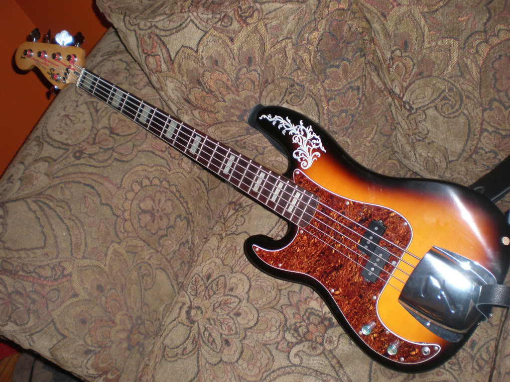 Pbass1.jpg