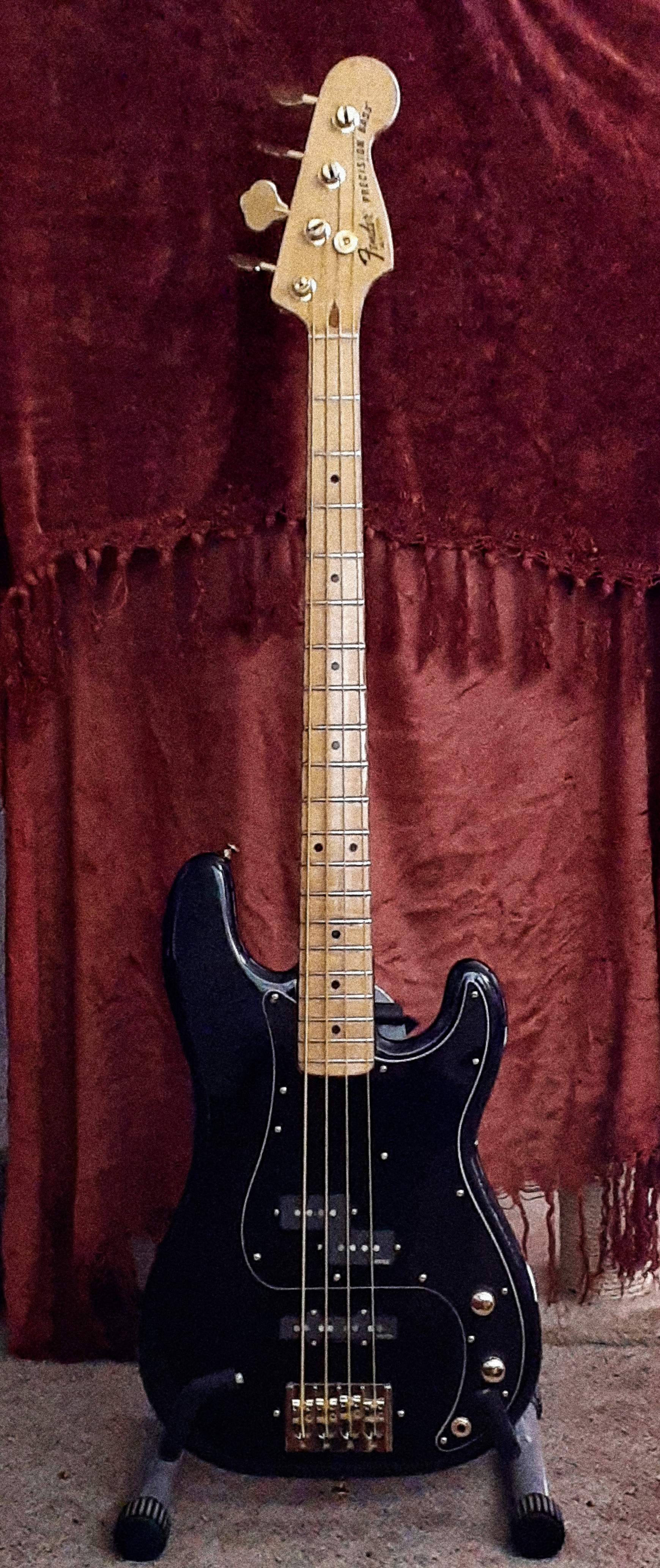 pbass1.jpg