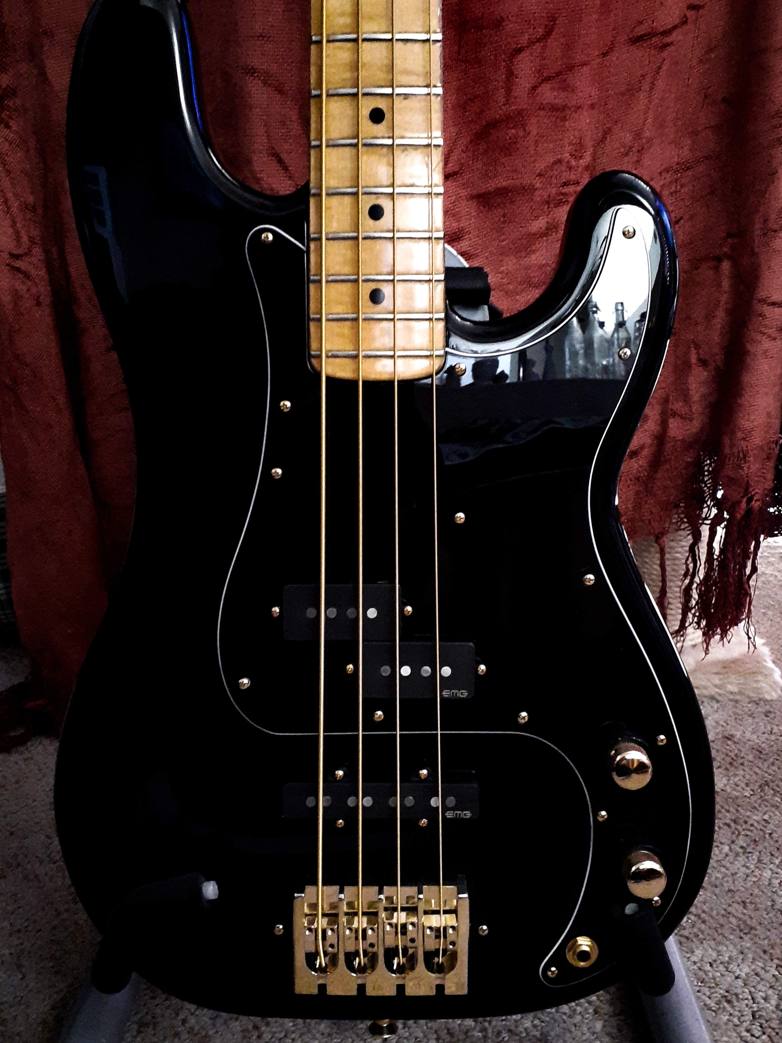 pbass4.jpg