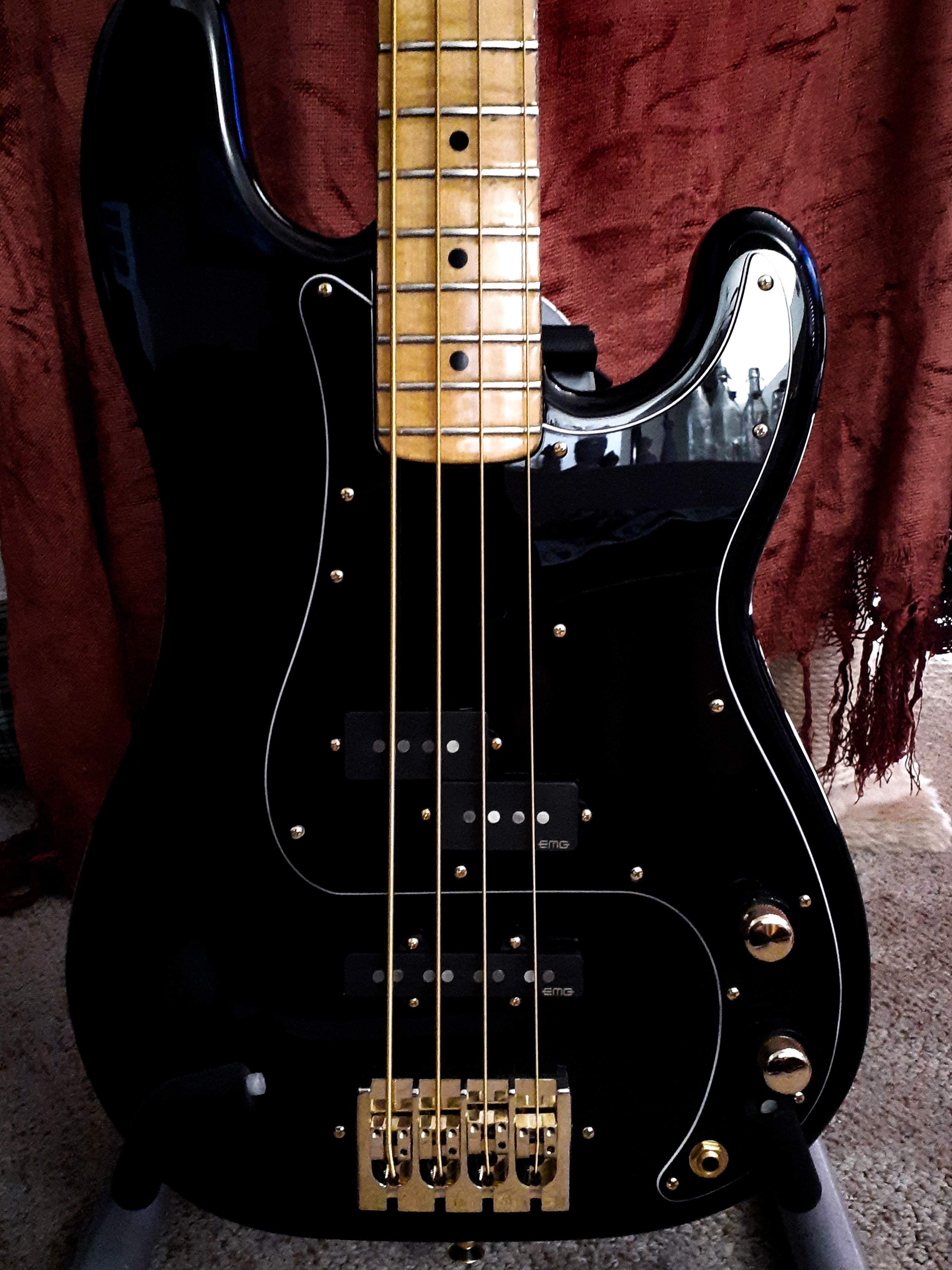 pbass4.jpg