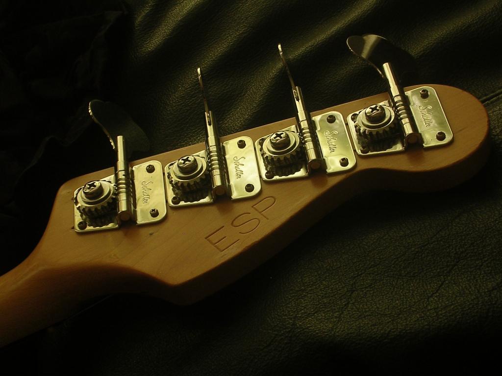 Pbass48.jpg