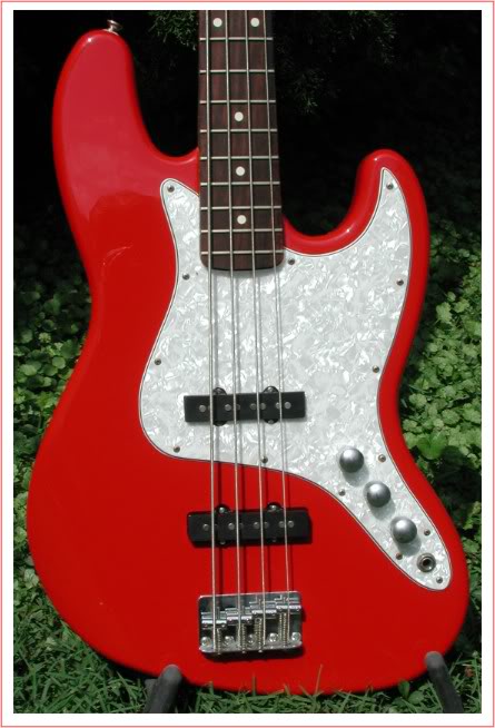 pearlnred_02.jpg