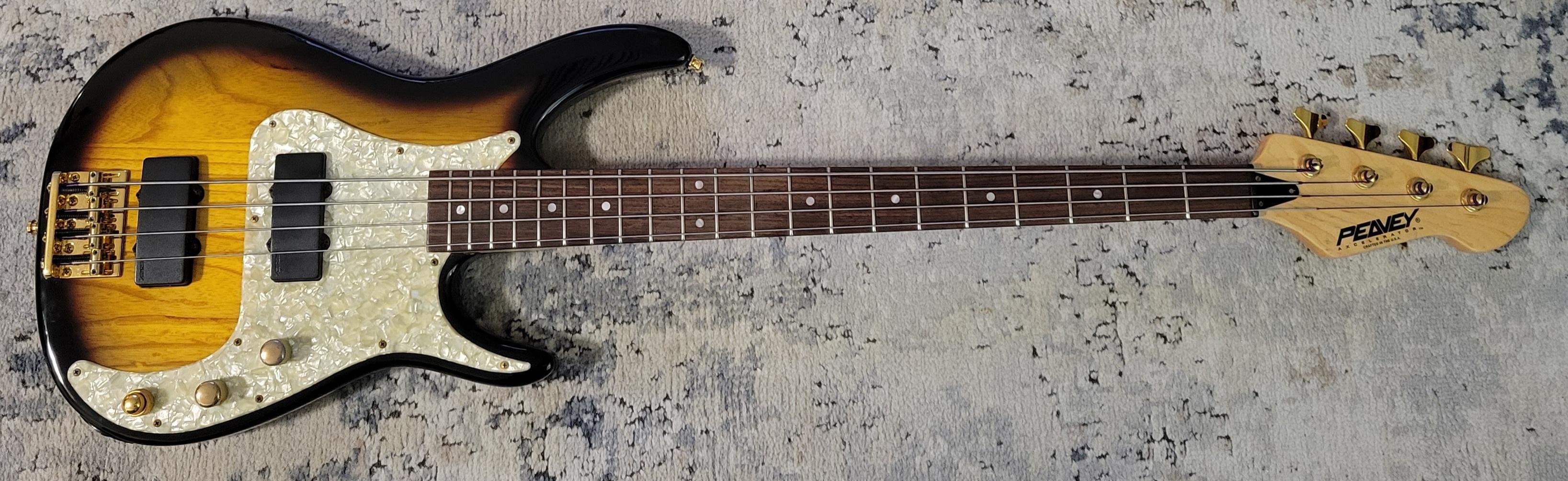 Peavey Axcelerator sunburst 2.jpg