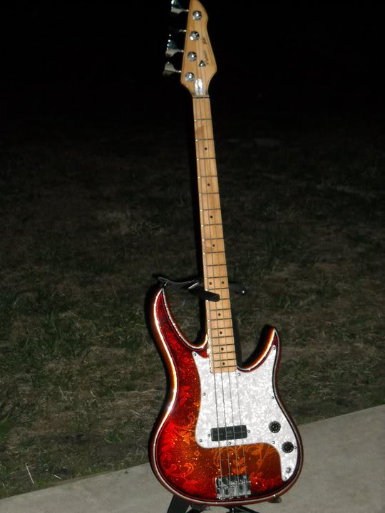 peaveybass.jpg