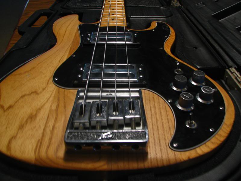 PeaveyT40014.jpg