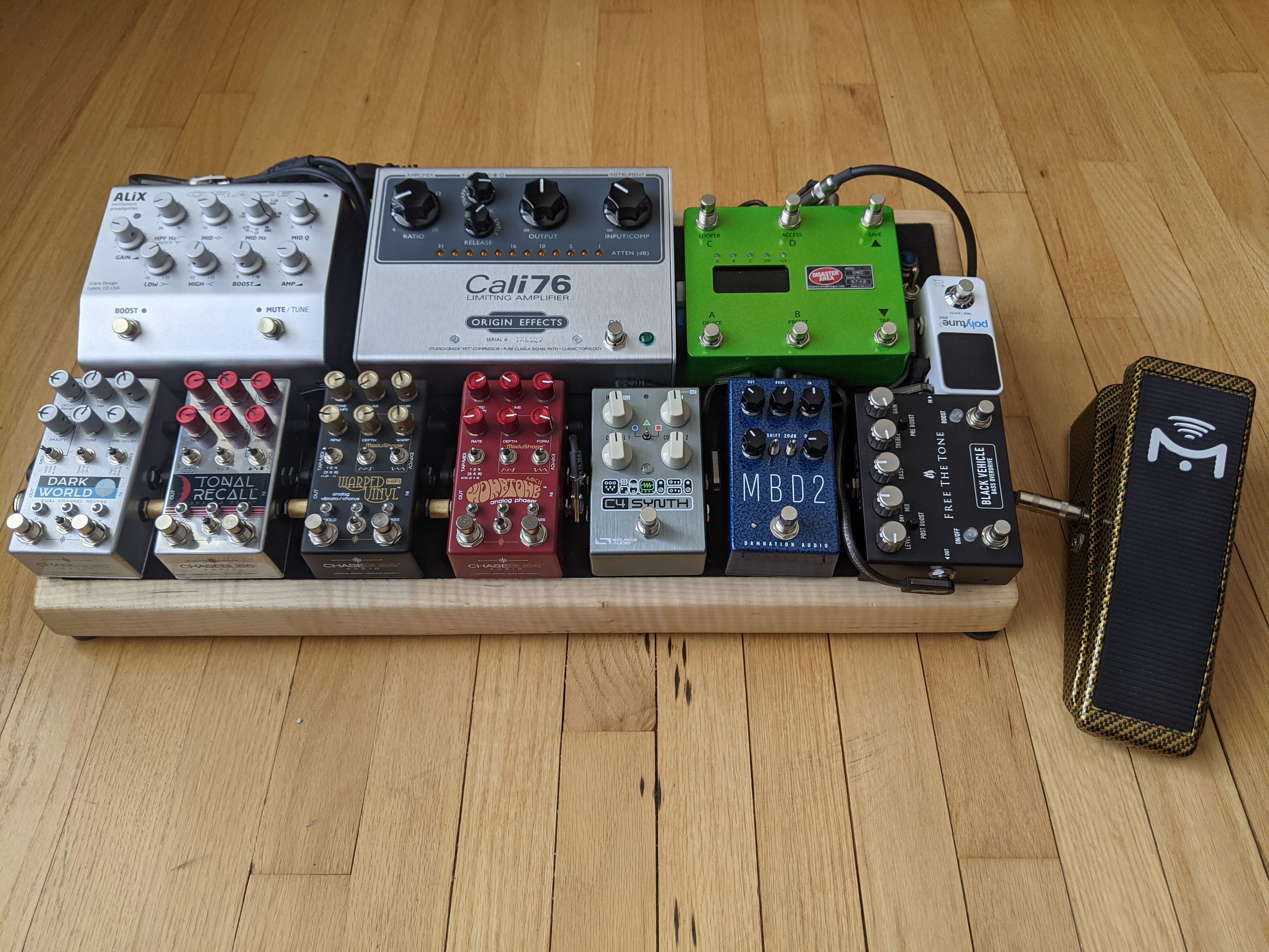 Pedal Board 01_21 (b).jpg