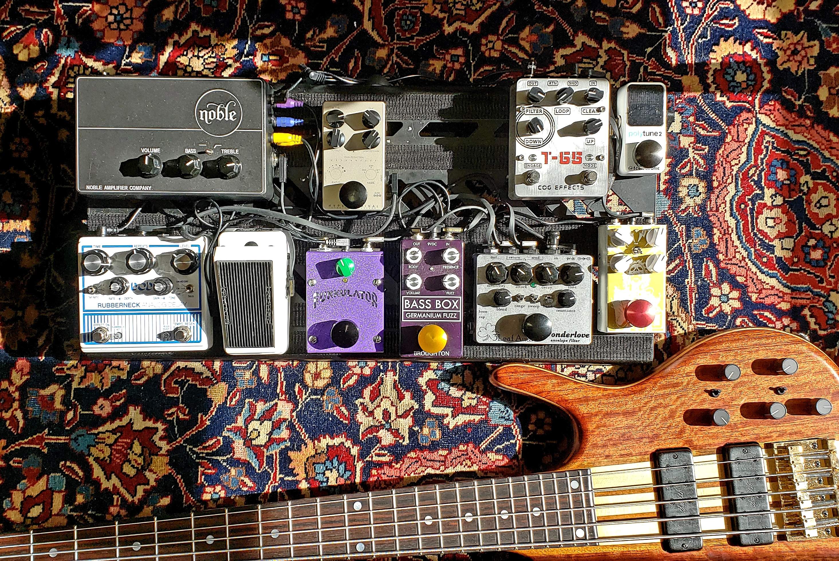 Pedal board fall 2018.jpg