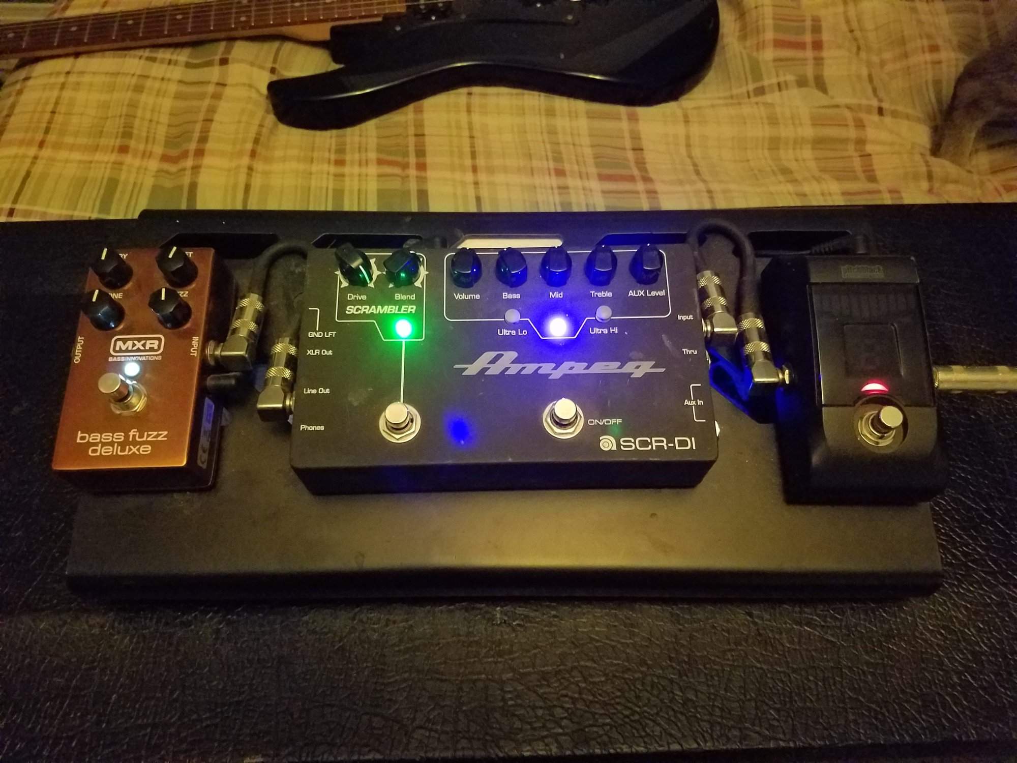 pedal board.jpg
