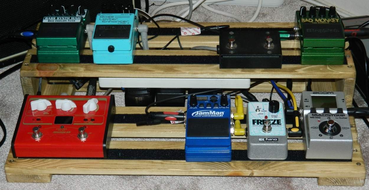Pedal Board Small.jpg