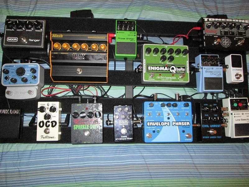 Pedalboard 08052015.JPG