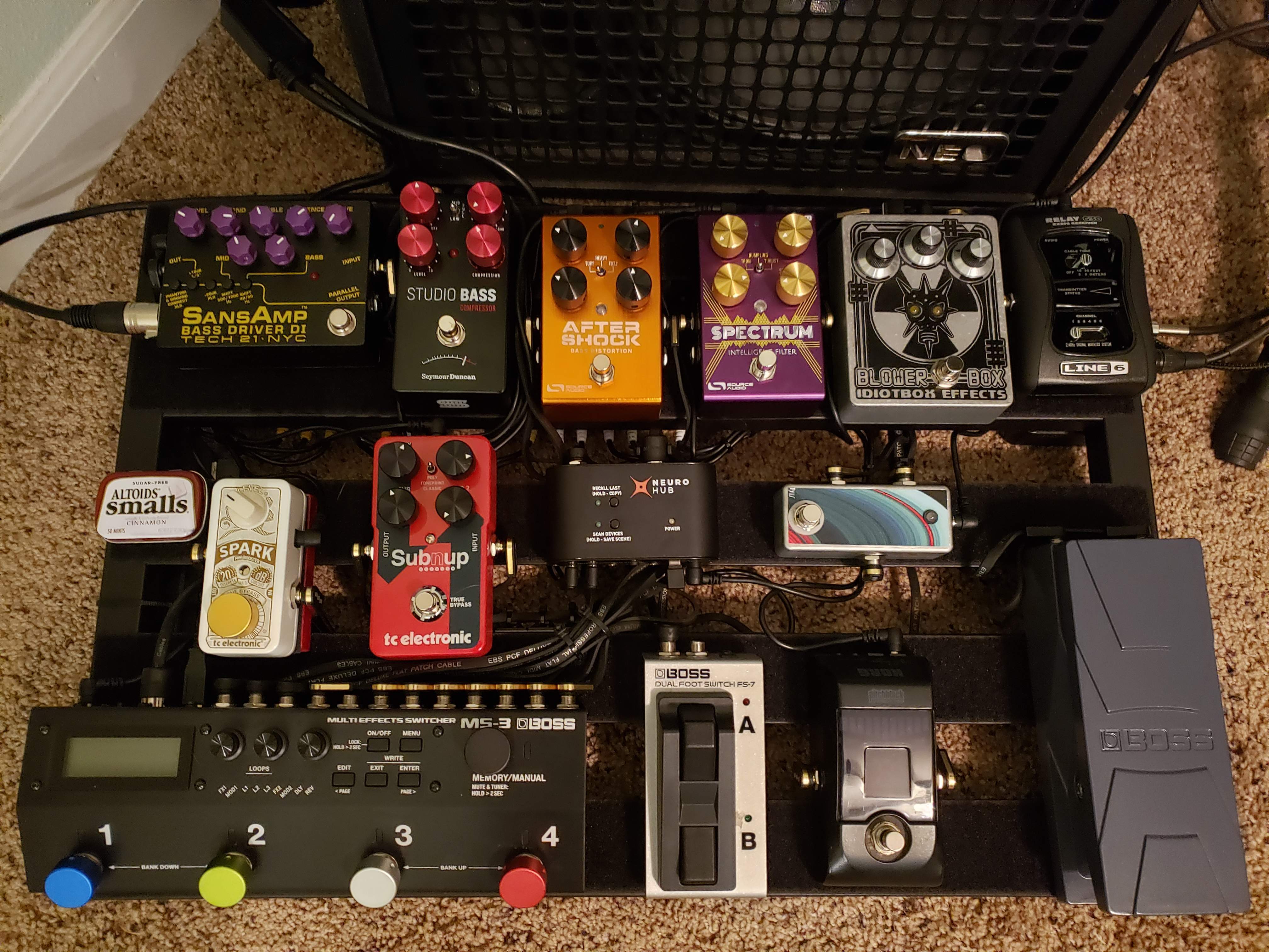 Pedalboard 2.jpg