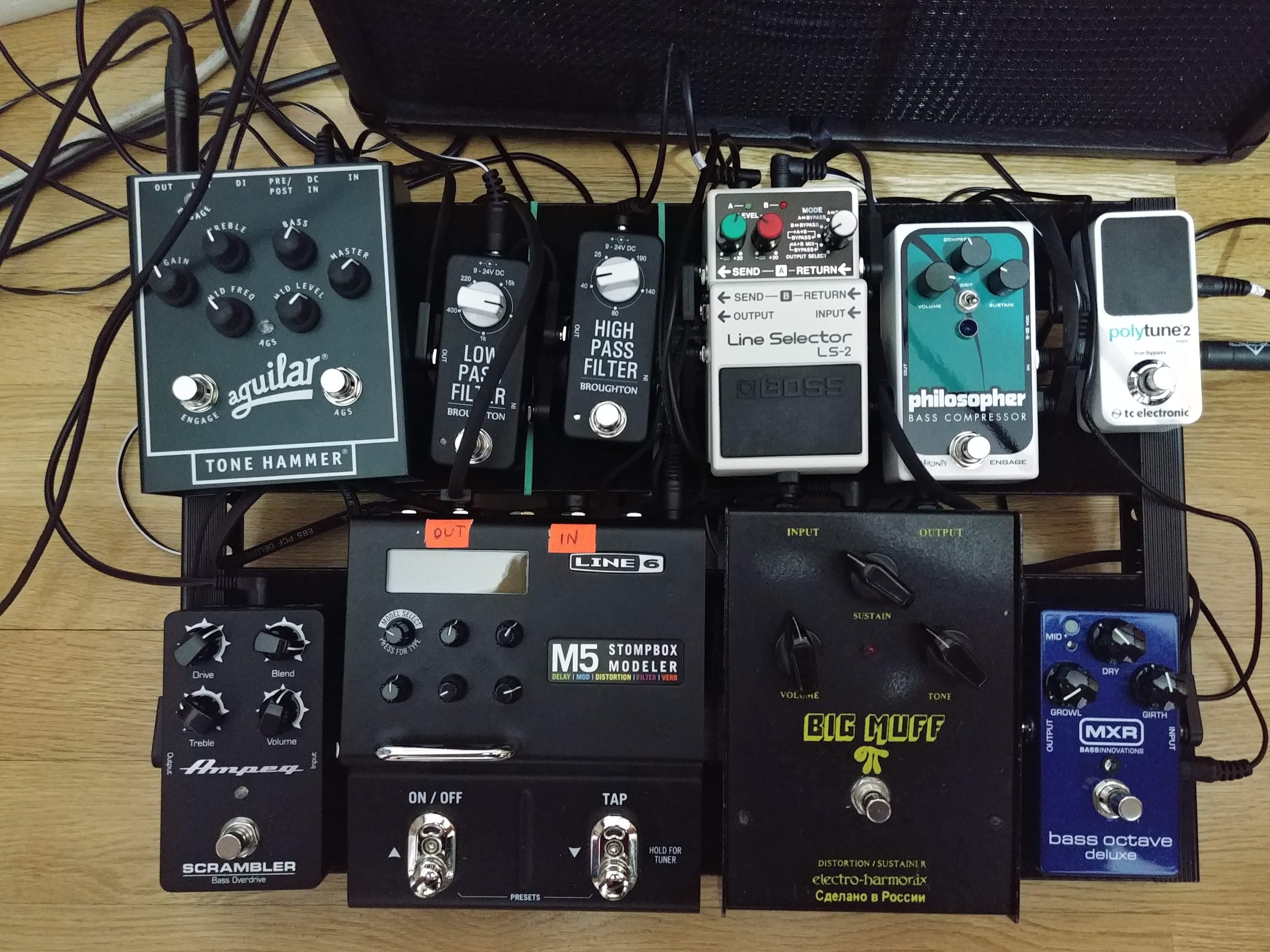 Pedalboard.jpg